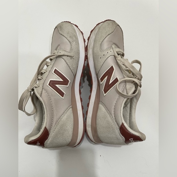 New Balance Women’s 311 Performance Shoes Size 9 White and Old rose - Picture 1 of 8